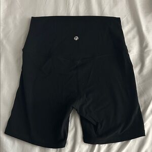 Heynuts Black High-Waisted Women's Shorts